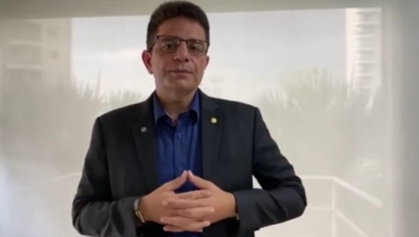 Gladson anuncia pagamento do funcionalismo; dinheiro estará na conta na sexta-feira